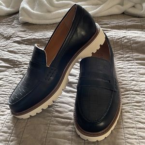 Journee Kenly Penny Loafer Size 8.5 W Black